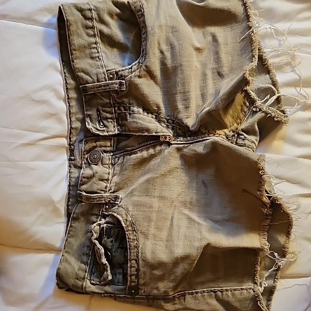 True religion size thirty four shorts